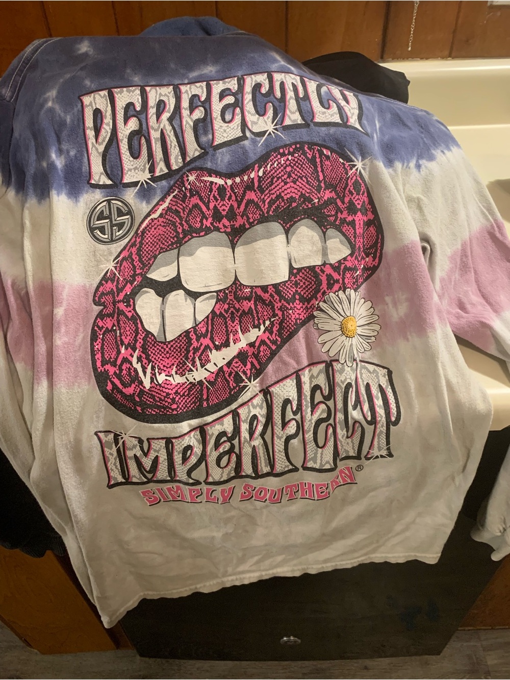 Simply Southern Leopard Snake Lips Tie Dye Graphic Tee Size m/L